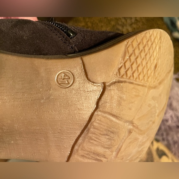 Josef Siebel suede boots size 10.5 -11 - Picture 3 of 10